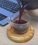 12 Xícaras de Vidro e Pires de Madeira: Charme Natura